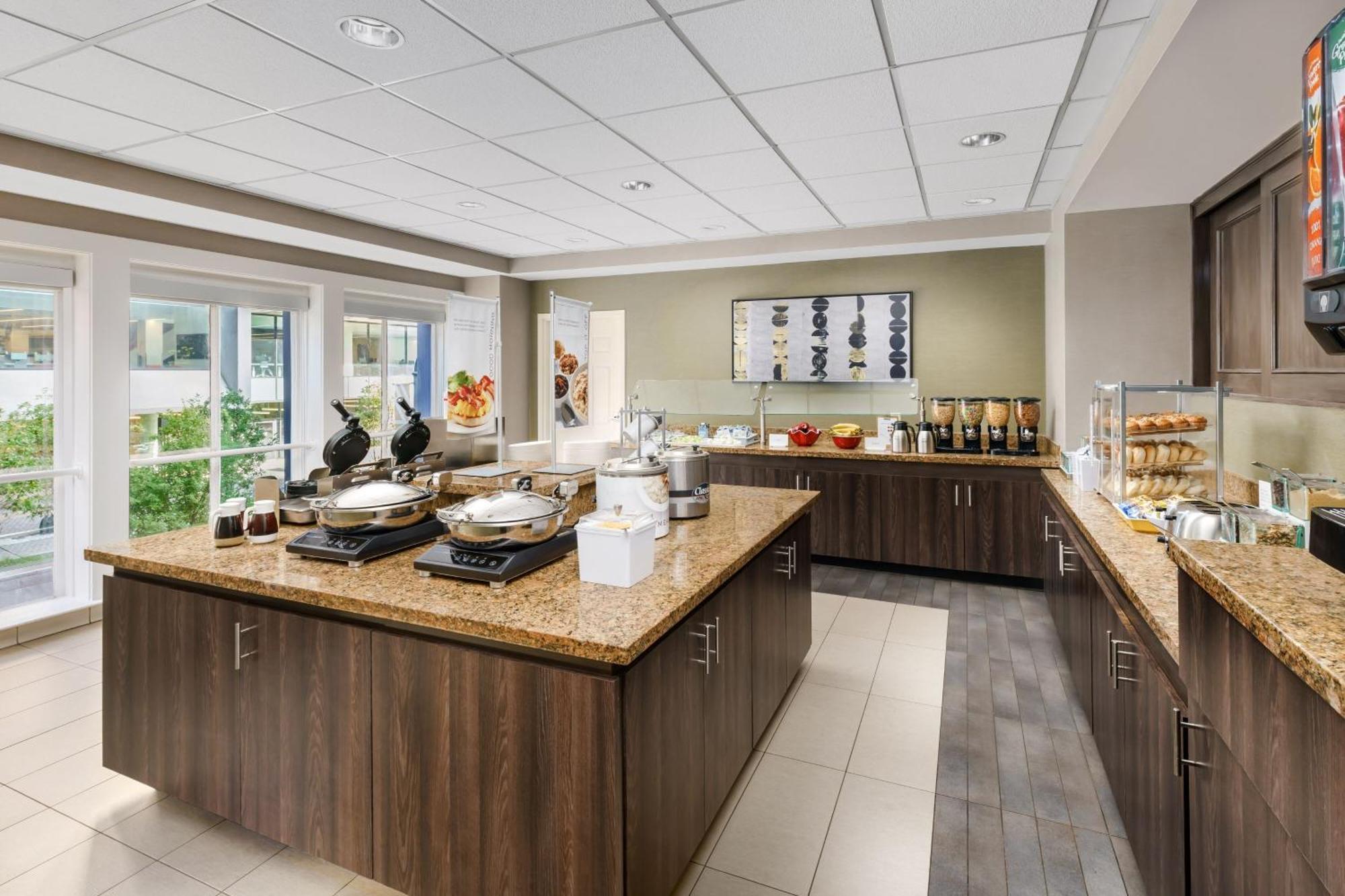 Residence Inn Atlanta Downtown מראה חיצוני תמונה
